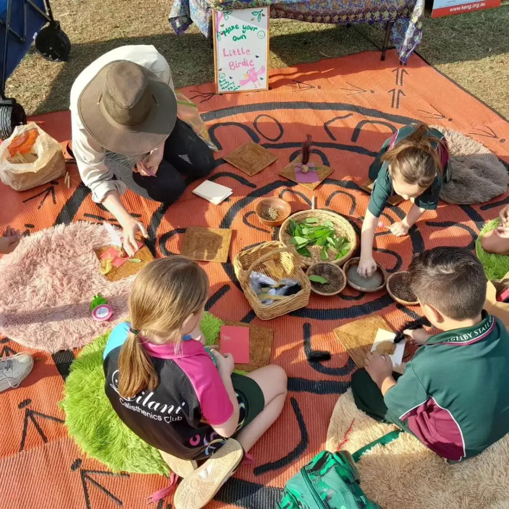 Nature Play Art Station